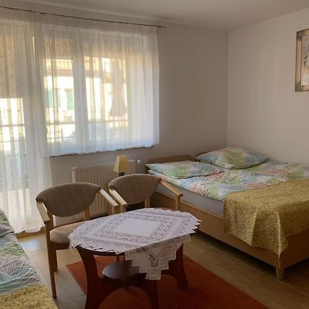 Pokoje Goscinne Matros Ustronie Morskie Ngoại thất bức ảnh