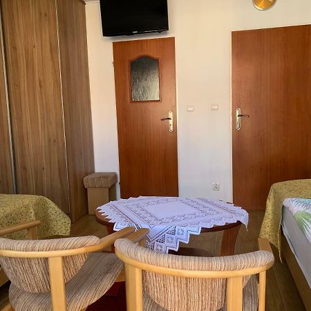 Pokoje Goscinne Matros Ustronie Morskie Ngoại thất bức ảnh